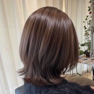 stylist：橘#イルミナカラー#ベージュ#ベージュカラー #透明感 #シフォンベージュ #ウルフ...