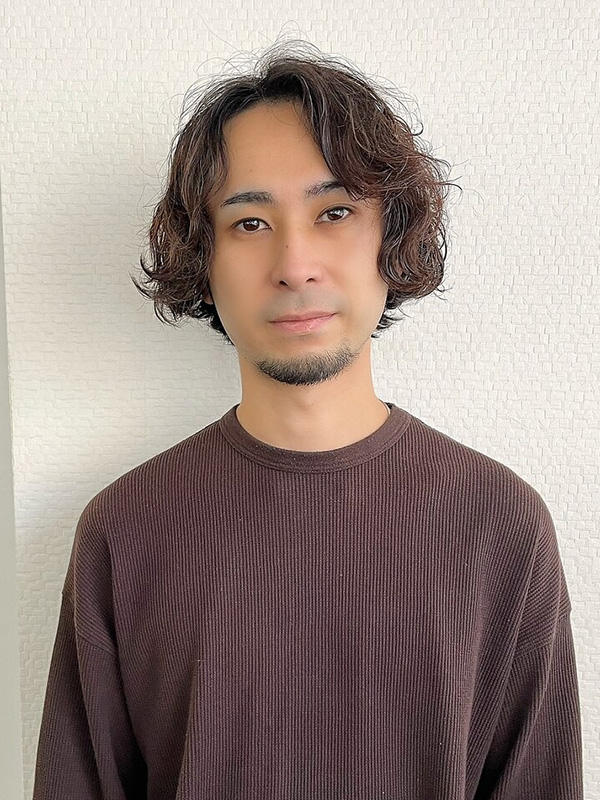 津田沼店スタッフ05